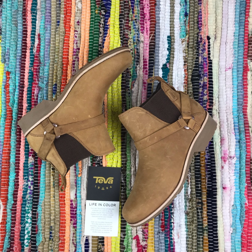 Teva De La Vina Chelsea Pecan Ankle Boot